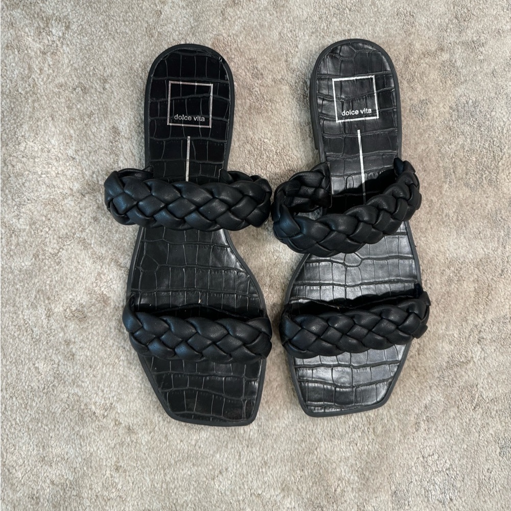 dolce vita black sandals. Worn 2 times size 10
